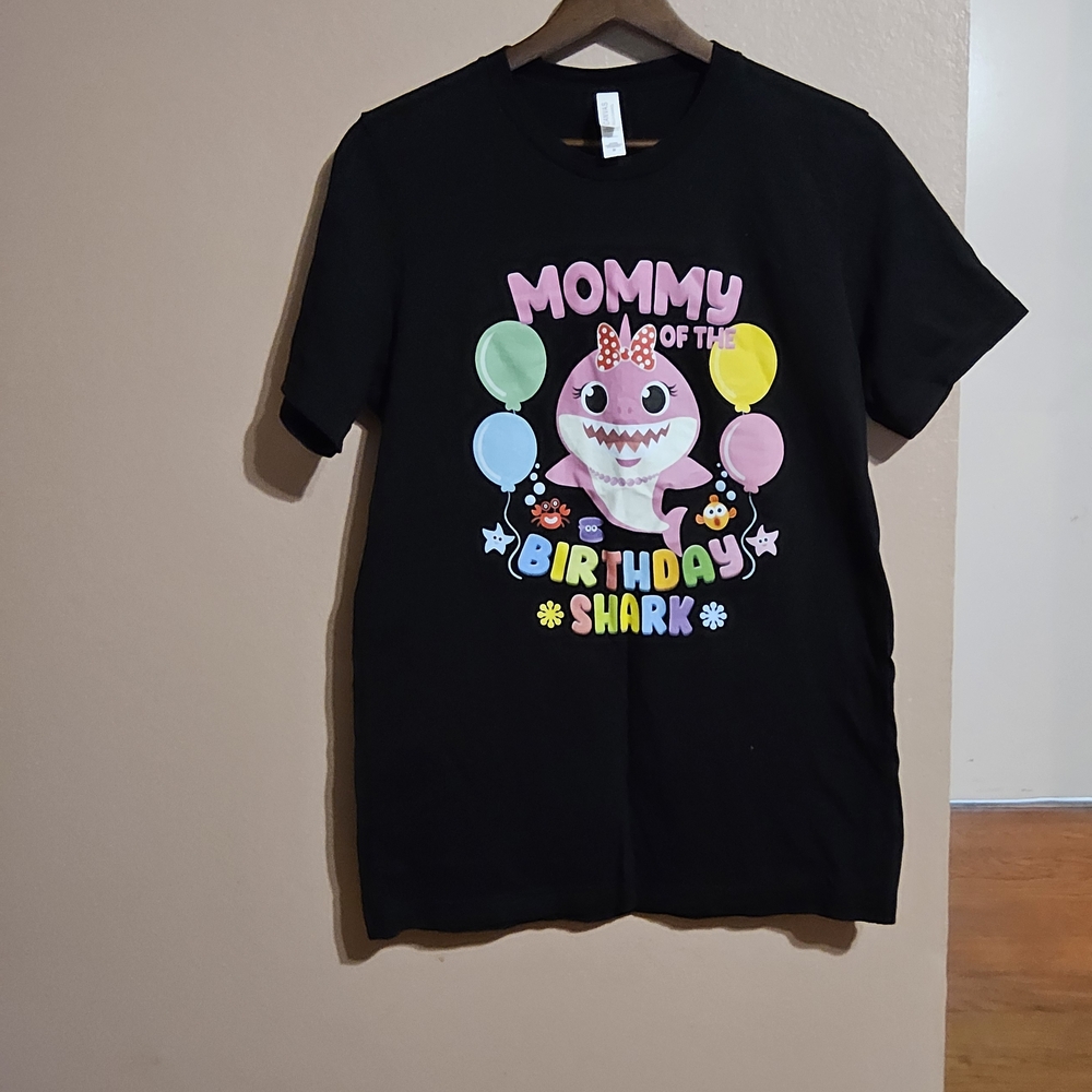 Mommy Shark T-Shirt